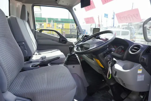 トヨタ ダイナ TKG-XZU710(2WD)の写真44