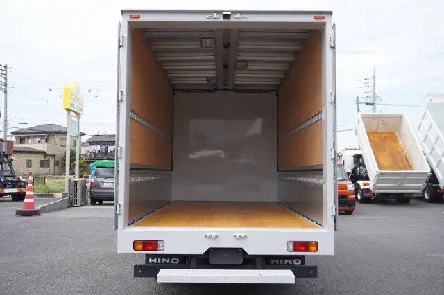 日野 デュトロ 2RG-XZU712M(2WD)の写真20