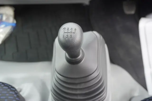 日野 デュトロ 2RG-XZU712M(2WD)の写真30