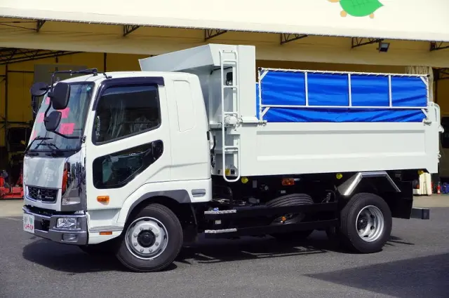 三菱 ファイター 2KG-FK62FZ(2WD)の写真1