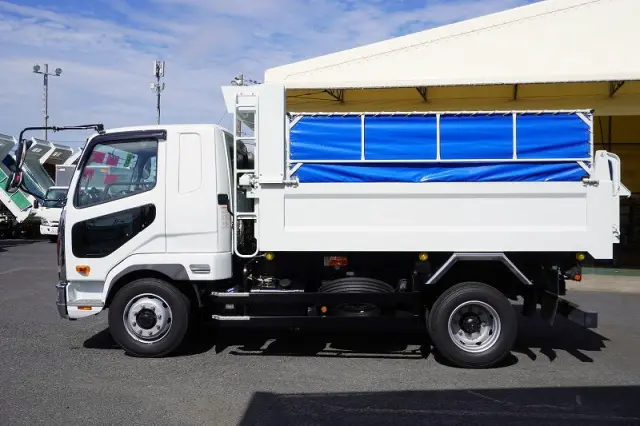 三菱 ファイター 2KG-FK62FZ(2WD)の写真3