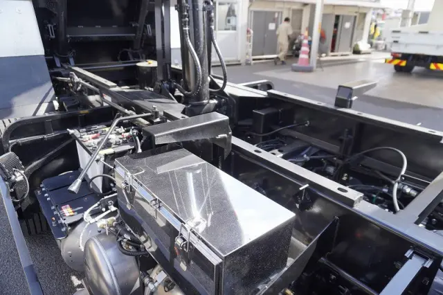 三菱 ファイター 2KG-FK62FZ(2WD)の写真28