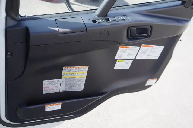 三菱 ファイター 2KG-FK62FZ(2WD)の写真36