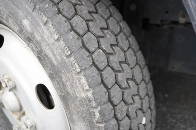 いすゞ エルフ TPG-NKR85AN(2WD)の写真10