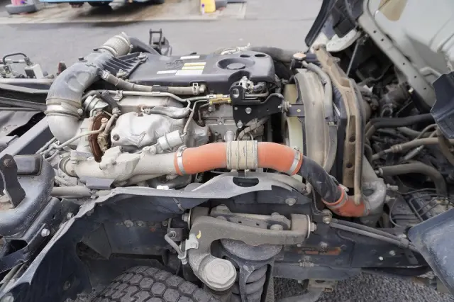 いすゞ エルフ TPG-NKR85AN(2WD)の写真16