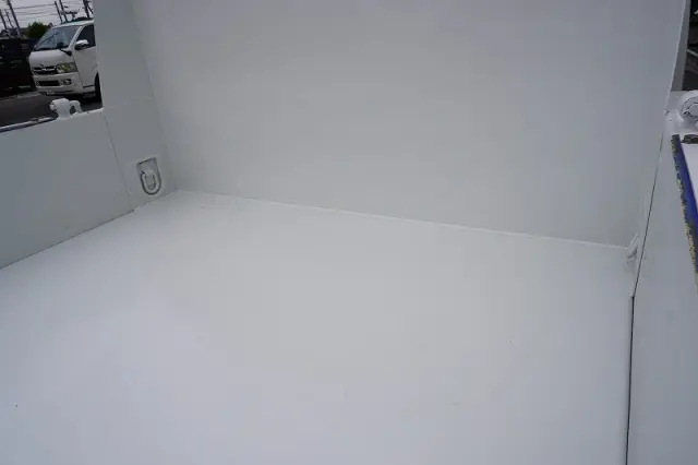 いすゞ エルフ TPG-NKR85AN(2WD)の写真26