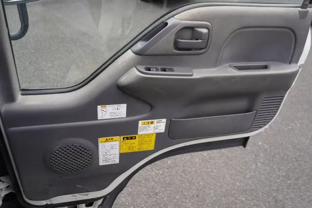 いすゞ エルフ TPG-NKR85AN(2WD)の写真35