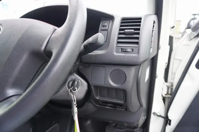 トヨタ ハイエースバン CBF-TRH200V(2WD)の写真33