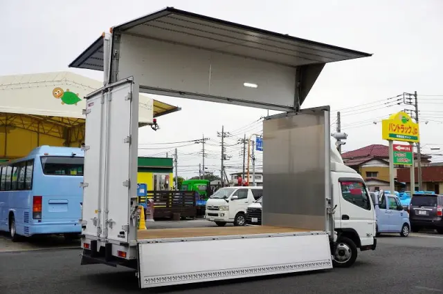 三菱 キャンター 2RG-FEB50(2WD)の写真9