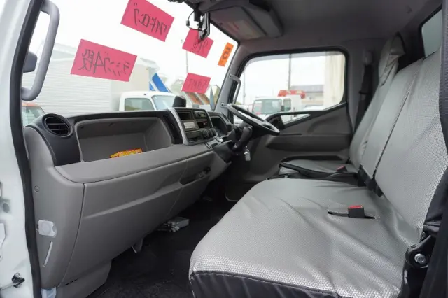 三菱 キャンター 2RG-FEB50(2WD)の写真38