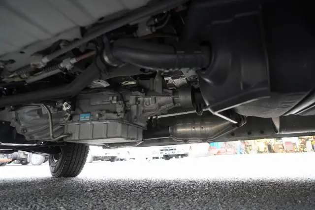 トヨタ ハイエースバン CBF-TRH200K(2WD)の写真13