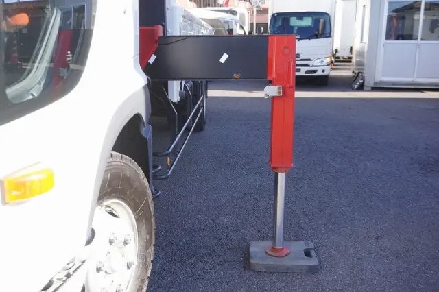 日野 レンジャー 2KG-FC2ABA(2WD)の写真26