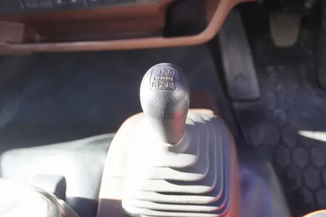 日野 レンジャー 2KG-FC2ABA(2WD)の写真33