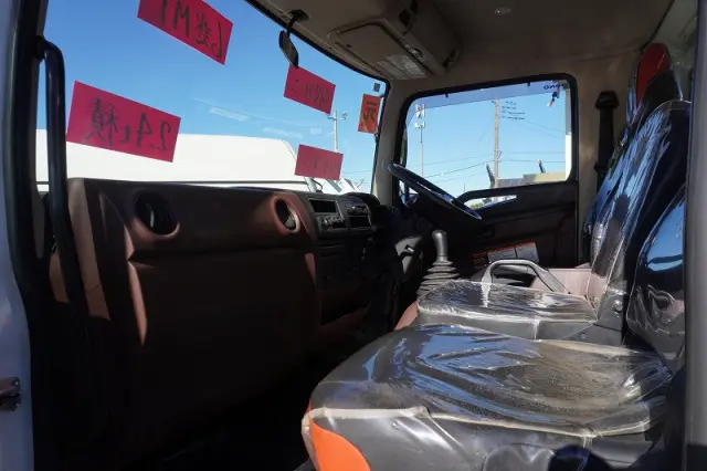 日野 レンジャー 2KG-FC2ABA(2WD)の写真39