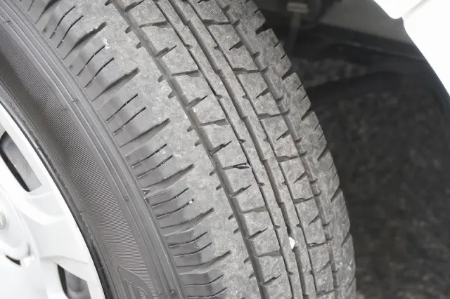 トヨタ ハイエースバン CBF-TRH200V(2WD)の写真10