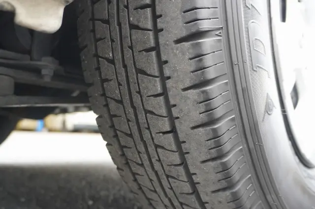 トヨタ ハイエースバン CBF-TRH200V(2WD)の写真11