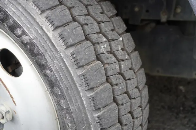 いすゞ エルフ TPG-NJR85AN(2WD)の写真9