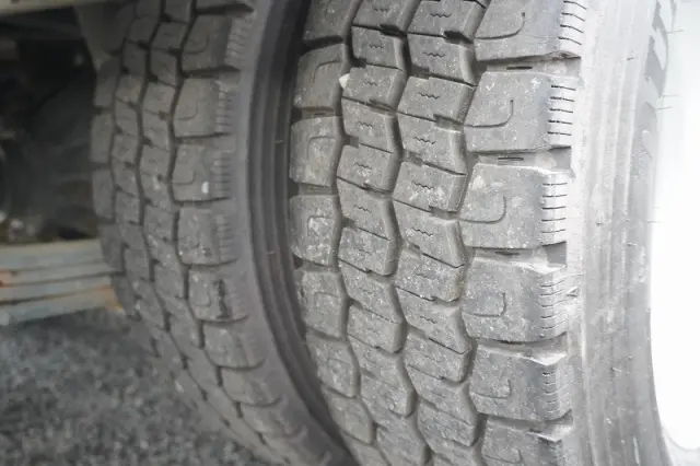 いすゞ エルフ TPG-NJR85AN(2WD)の写真10