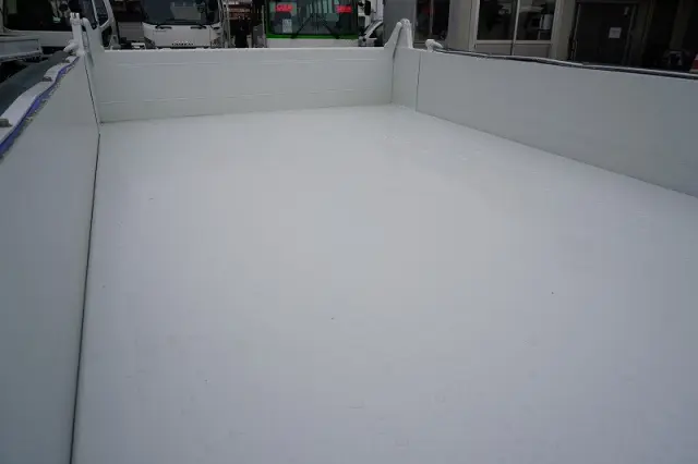 いすゞ エルフ TPG-NJR85AN(2WD)の写真21