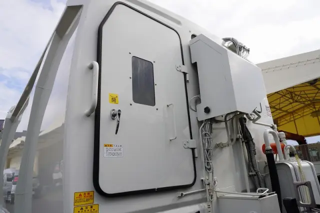 日野 レンジャー 2DG-GC2ABA(2WD)の写真15