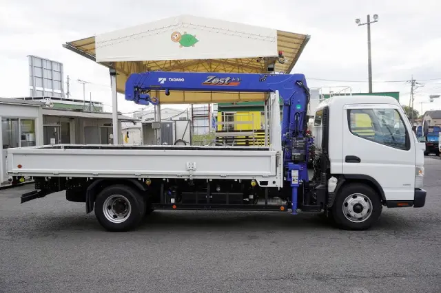 三菱 キャンター 2PG-FEB80(2WD)の写真5