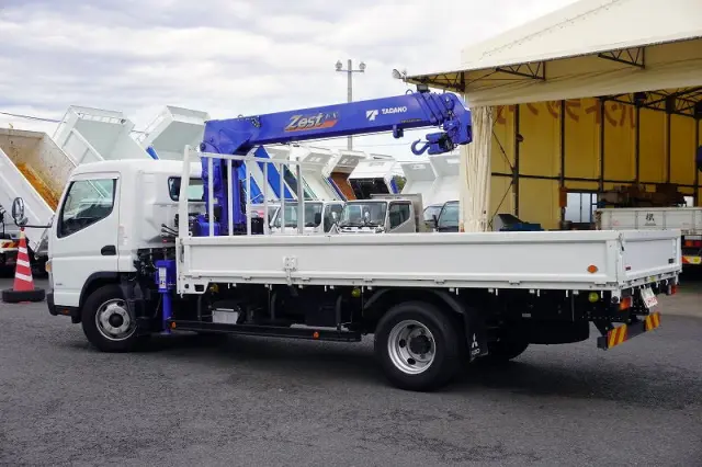 三菱 キャンター 2PG-FEB80(2WD)の写真7