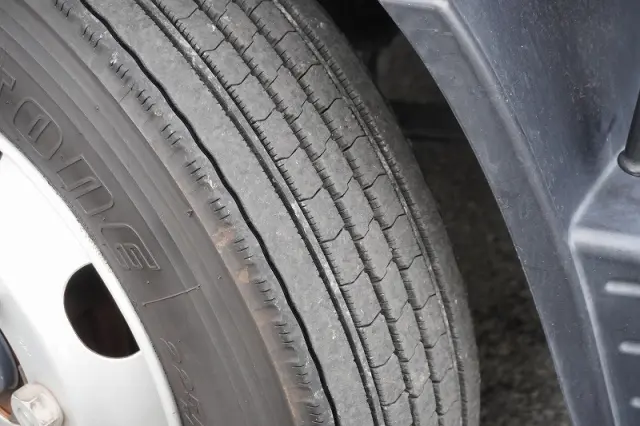 三菱 キャンター 2PG-FEB80(2WD)の写真9