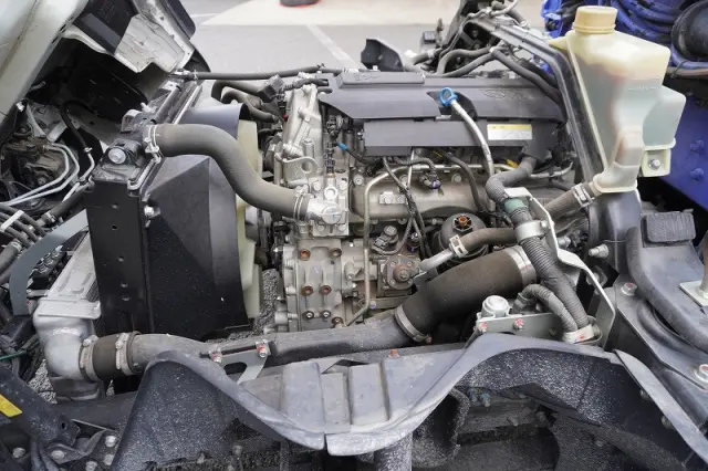 三菱 キャンター 2PG-FEB80(2WD)の写真13