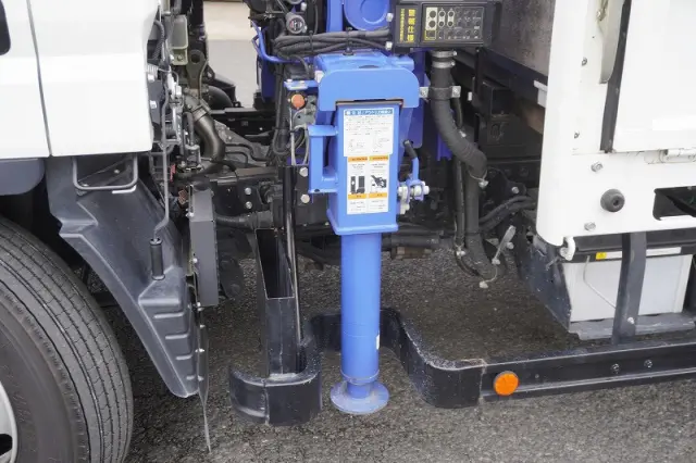 三菱 キャンター 2PG-FEB80(2WD)の写真23