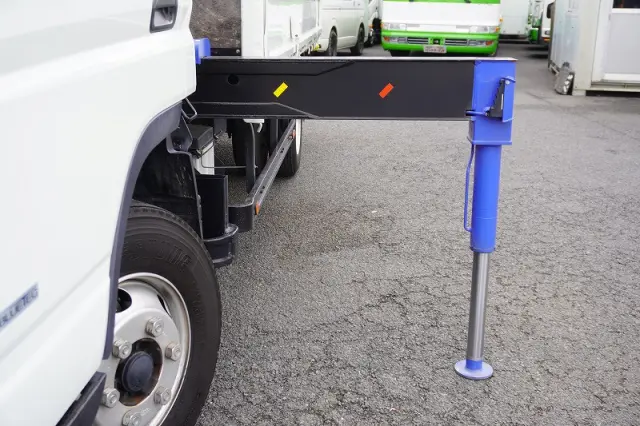 三菱 キャンター 2PG-FEB80(2WD)の写真25