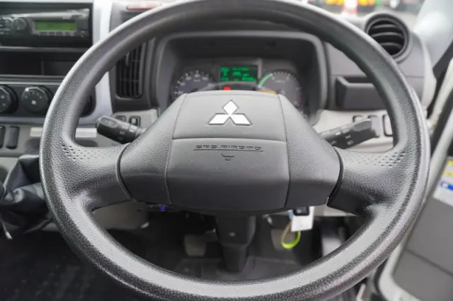 三菱 キャンター 2PG-FEB80(2WD)の写真31