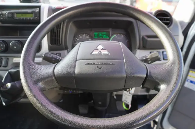 三菱 キャンター 2PG-FEB80(2WD)の写真31