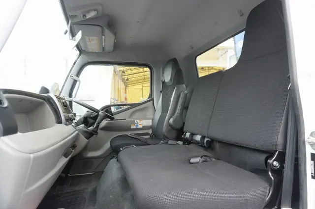 三菱 キャンター 2PG-FEB80(2WD)の写真40