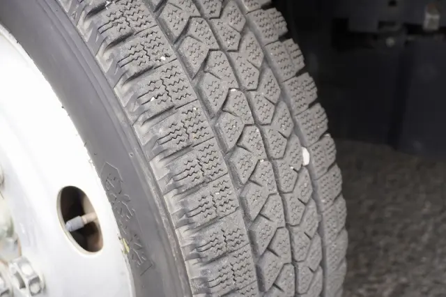 いすゞ エルフ TRG-NLR85AN(2WD)の写真10