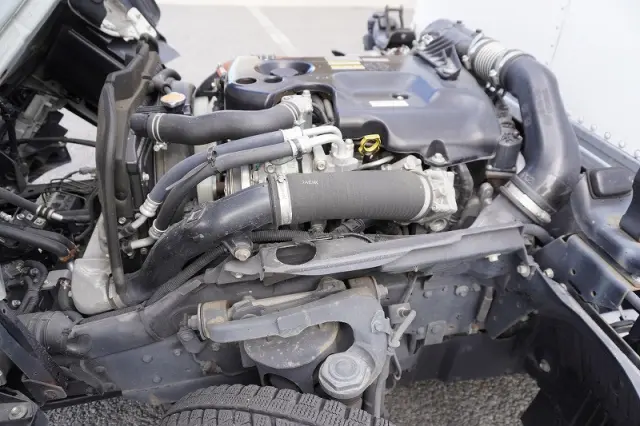 いすゞ エルフ TRG-NLR85AN(2WD)の写真15