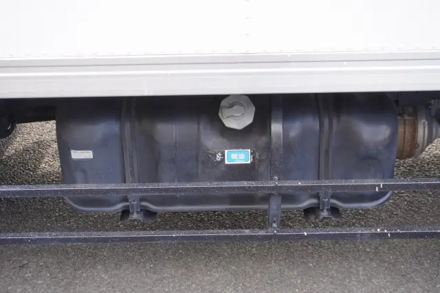 いすゞ エルフ TRG-NLR85AN(2WD)の写真28