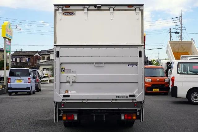 いすゞ エルフ TRG-NLR85AN(2WD)の写真4