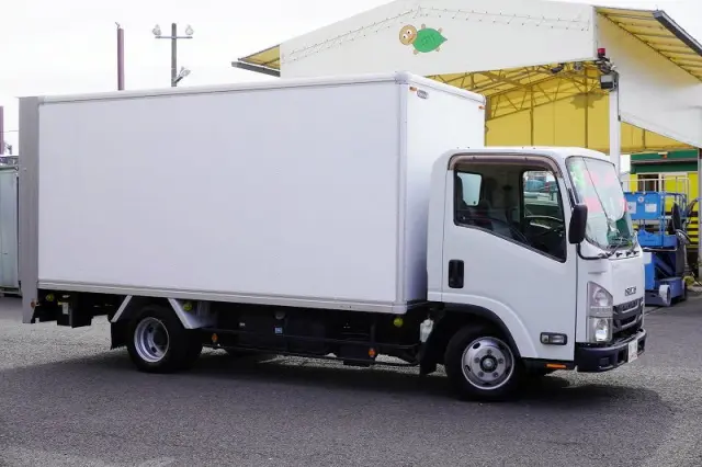 いすゞ エルフ TRG-NLR85AN(2WD)の写真6