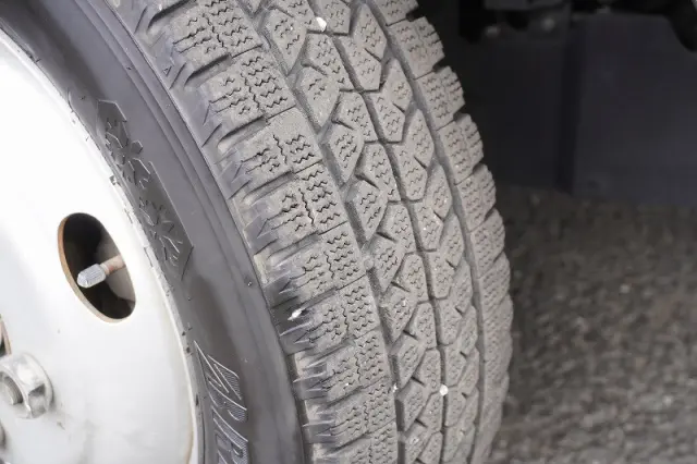 いすゞ エルフ TRG-NLR85AN(2WD)の写真10