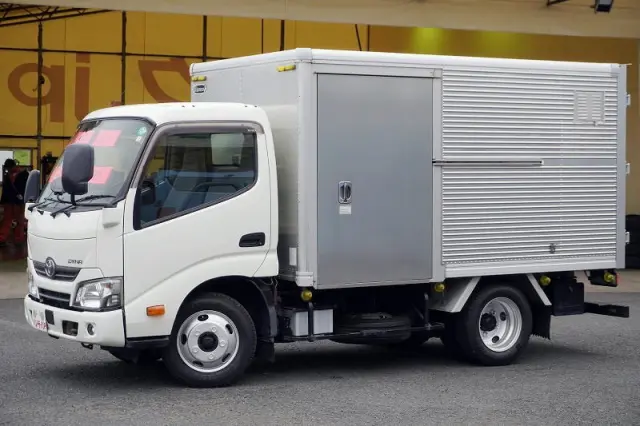 トヨタ ダイナ TKG-XZU605(2WD)の写真1