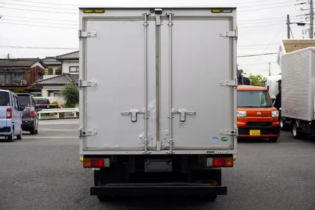 トヨタ ダイナ TKG-XZU605(2WD)の写真4