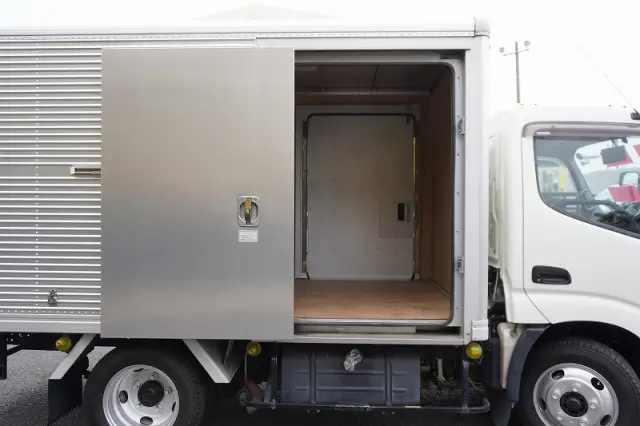 トヨタ ダイナ TKG-XZU605(2WD)の写真18