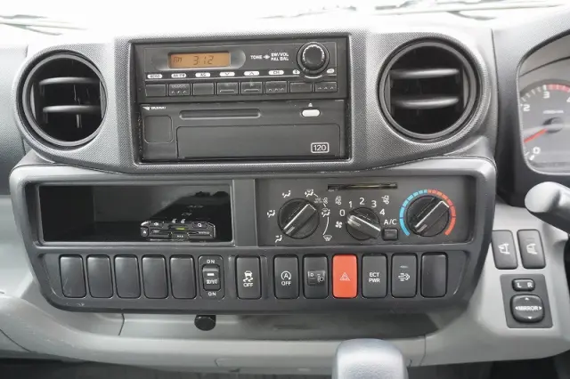 トヨタ ダイナ TKG-XZU605(2WD)の写真29