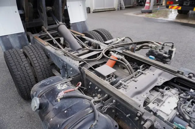 いすゞ エルフ TPG-NKR85AN(2WD)の写真28