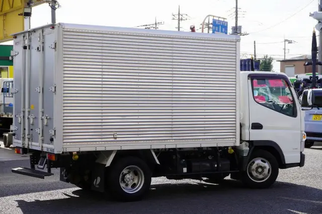三菱 キャンター TPG-FBA20(2WD)の写真8