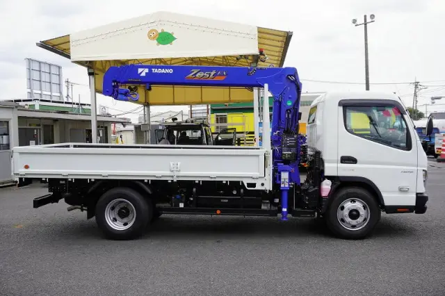 三菱 キャンター 2PG-FEB80(2WD)の写真5