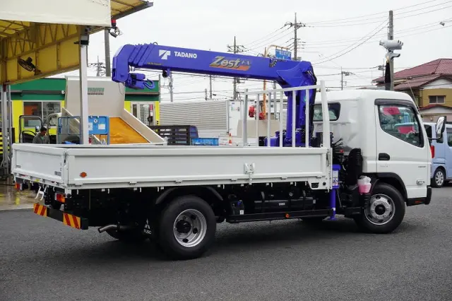 三菱 キャンター 2PG-FEB80(2WD)の写真8