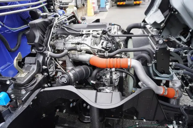 三菱 キャンター 2PG-FEB80(2WD)の写真14