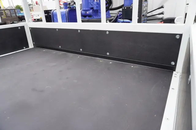 三菱 キャンター 2PG-FEB80(2WD)の写真20