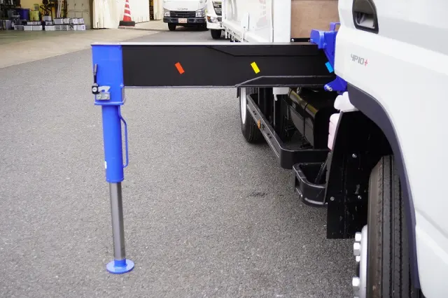 三菱 キャンター 2PG-FEB80(2WD)の写真24